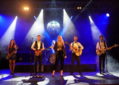 Corporate fun entertainment